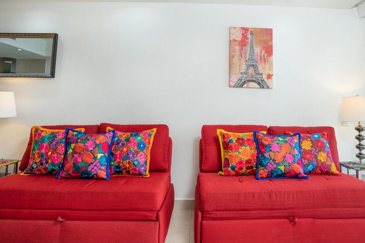 Ocean Front Condo Sleeps 4 Adults-Grand Venetian T3000-1606 Puerto Vallarta Buitenkant foto