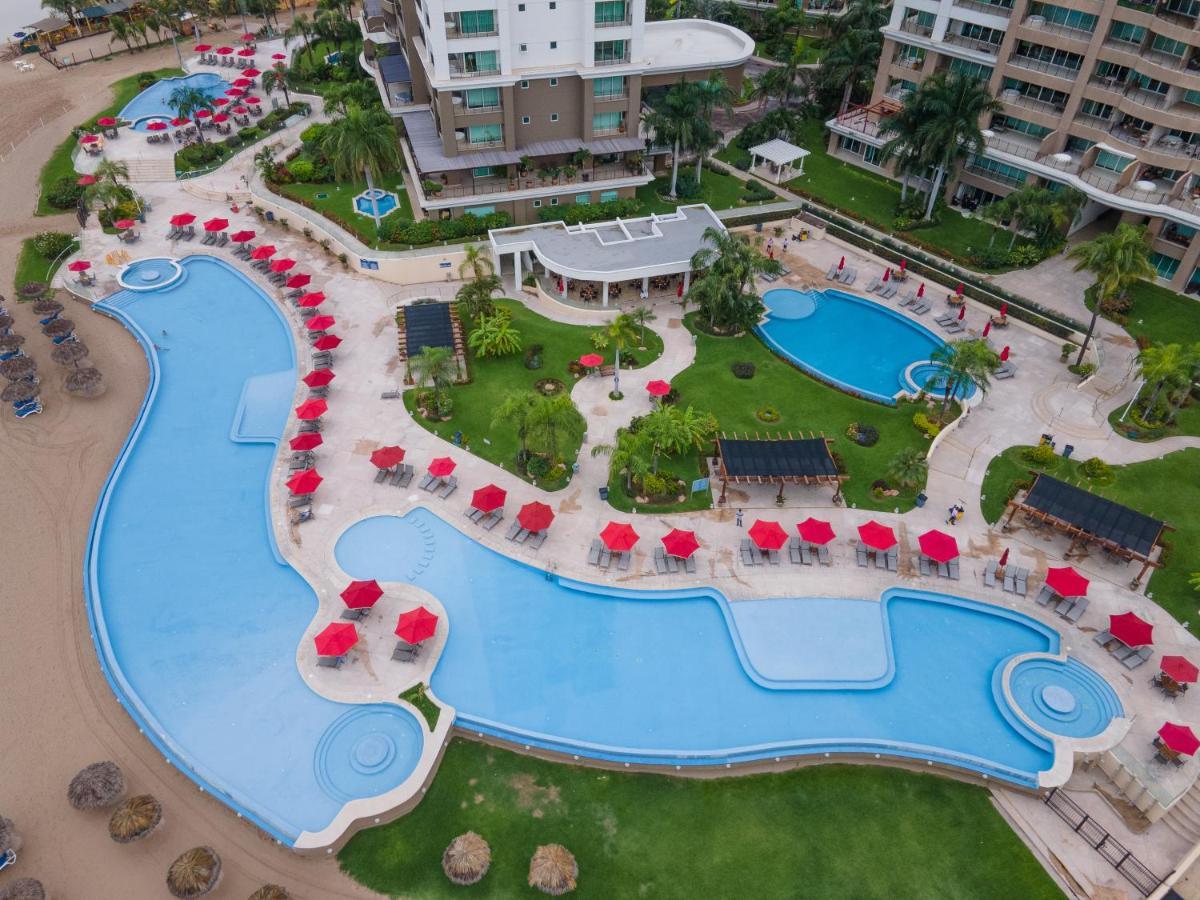 Ocean Front Condo Sleeps 4 Adults-Grand Venetian T3000-1606 Puerto Vallarta Buitenkant foto
